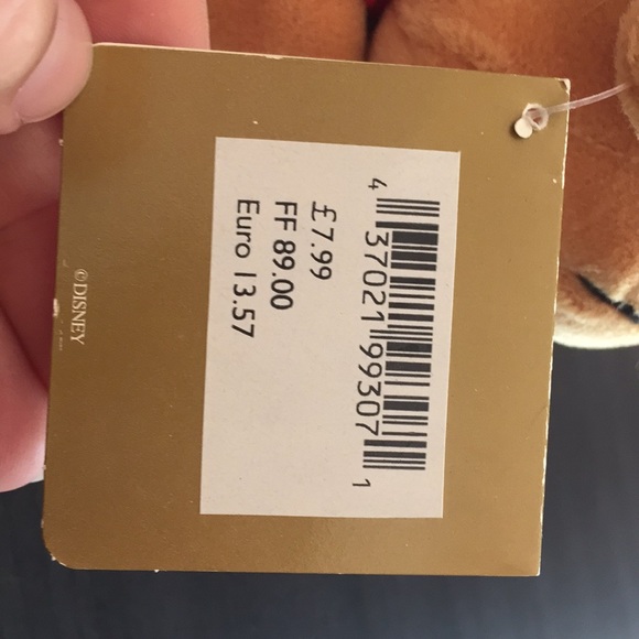 Disney UK Pooh on a cloud - Picture 4 of 5